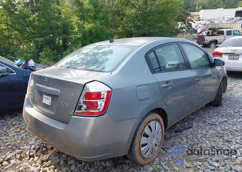 2007 Nissan Sentra 2.0S z USA, uszkodzony, nr VIN 3N1AB61E47L717934